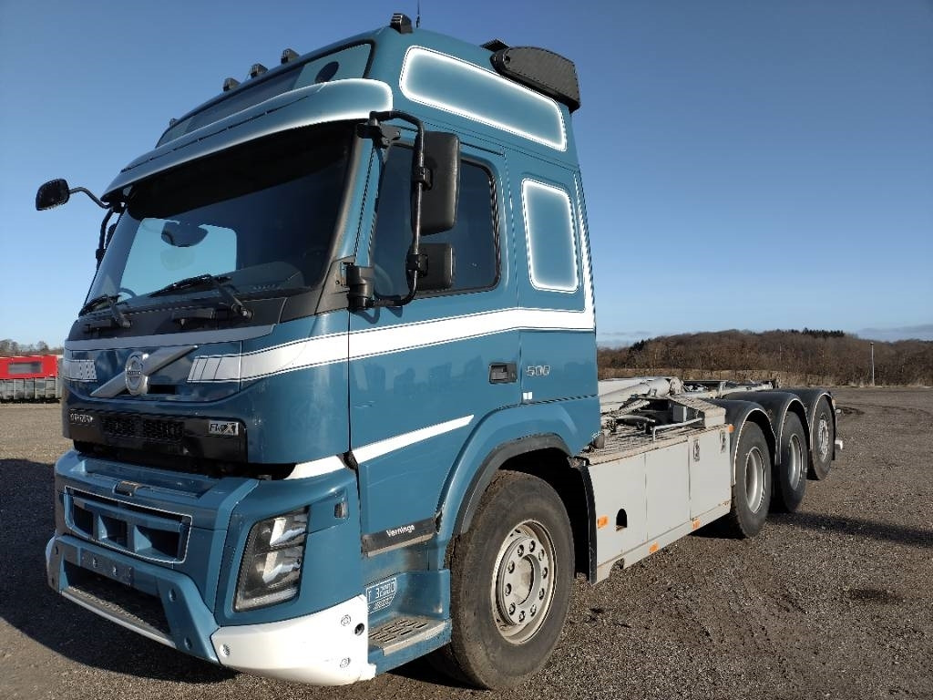 Volvo FMX500 8x4 palift koukku, 580tkm euro6 - Multibasculante camión: foto 1 Volvo FMX500 8x4 palift koukku, 580tkm euro6 - Multibasculante camión: foto 1