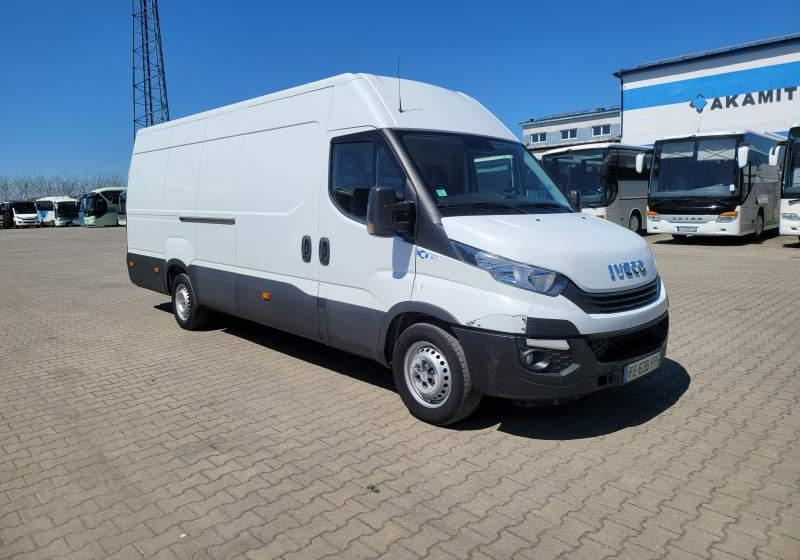 Iveco DAILY 35-140 / SPROWADZONY Z FRANCJI / TEMPOMAT - Furgón: foto 4 Iveco DAILY 35-140 / SPROWADZONY Z FRANCJI / TEMPOMAT - Furgón: foto 4