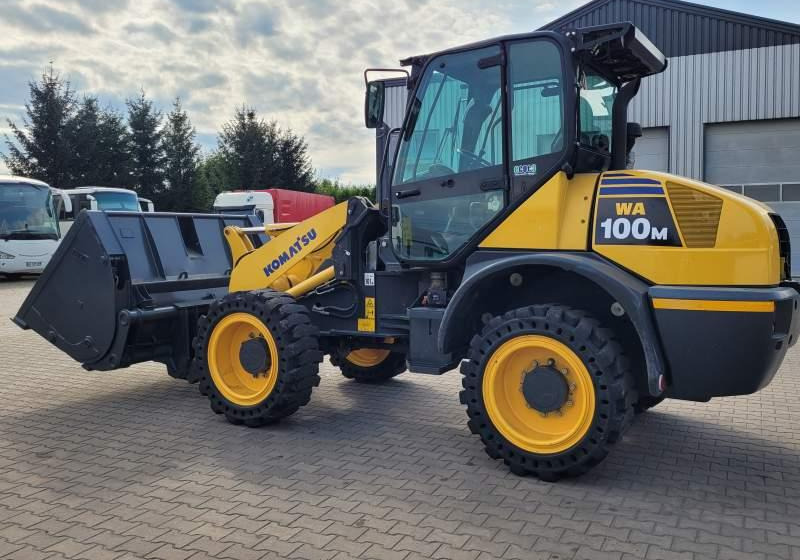 Komatsu WA1 100M / SPROWADZONA Z FRANCJI/ 6 300 MTH - Cargadora de ruedas: foto 3 Komatsu WA1 100M / SPROWADZONA Z FRANCJI/ 6 300 MTH - Cargadora de ruedas: foto 3