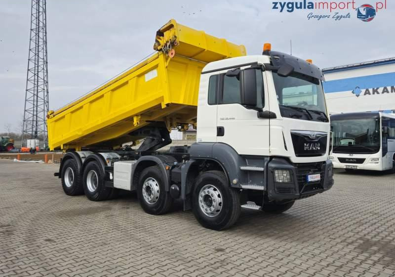 MAN TGS 35.440/2 STRONNA WYWROTKA/SPROWADZONY Z FR - Volquete camión: foto 1 MAN TGS 35.440/2 STRONNA WYWROTKA/SPROWADZONY Z FR - Volquete camión: foto 1