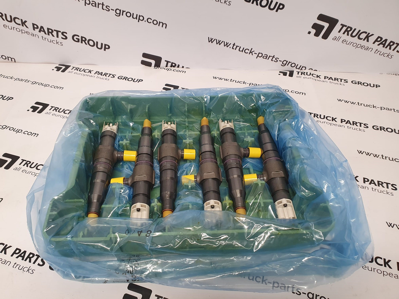 Mercedes Benz Atego OM936LA euro6 injector new or remanufactured 9360701787, 9360702187, 9361787, 9362187, OM936LA, 6 cylinder engine, OM934LA, 4 cylinder engine, BEBJ1C01001, BEBJ1C01002, 9360702187 - Bomba de inyección para Camión: foto 1 Mercedes Benz Atego OM936LA euro6 injector new or remanufactured 9360701787, 9360702187, 9361787, 9362187, OM936LA, 6 cylinder engine, OM934LA, 4 cylinder engine, BEBJ1C01001, BEBJ1C01002, 9360702187 - Bomba de inyección para Camión: foto 1