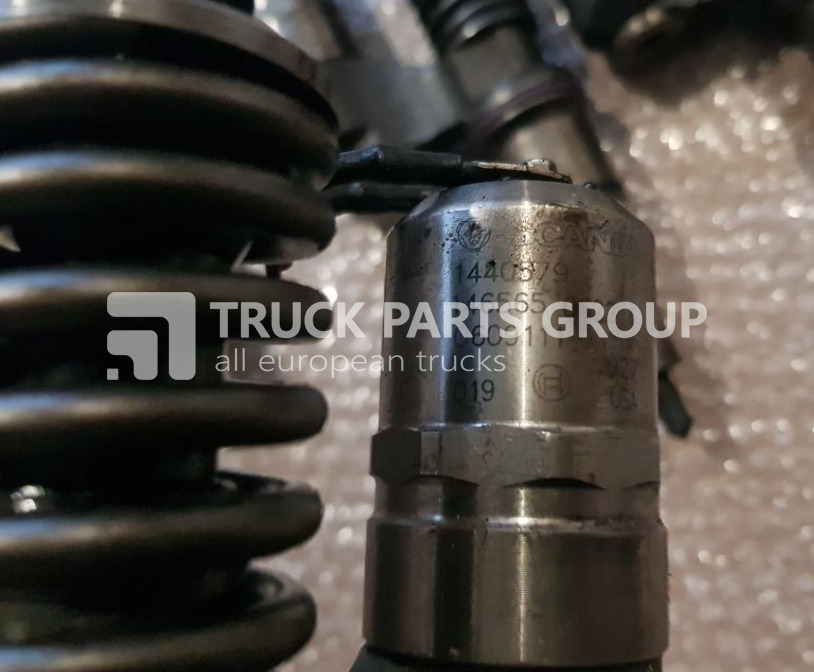SCANIA 4 series, EURO2, EURO3, injectors, injector unit, BOSCH, 1874424 injector - Bomba de inyección para Camión: foto 2 SCANIA 4 series, EURO2, EURO3, injectors, injector unit, BOSCH, 1874424 injector - Bomba de inyección para Camión: foto 2
