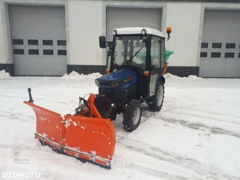Farmtrac Farmtrac 22 22PS Winterdienst Traktor Schneeschild Streuer NEU - Tractor municipal: foto 1 Farmtrac Farmtrac 22 22PS Winterdienst Traktor Schneeschild Streuer NEU - Tractor municipal: foto 1