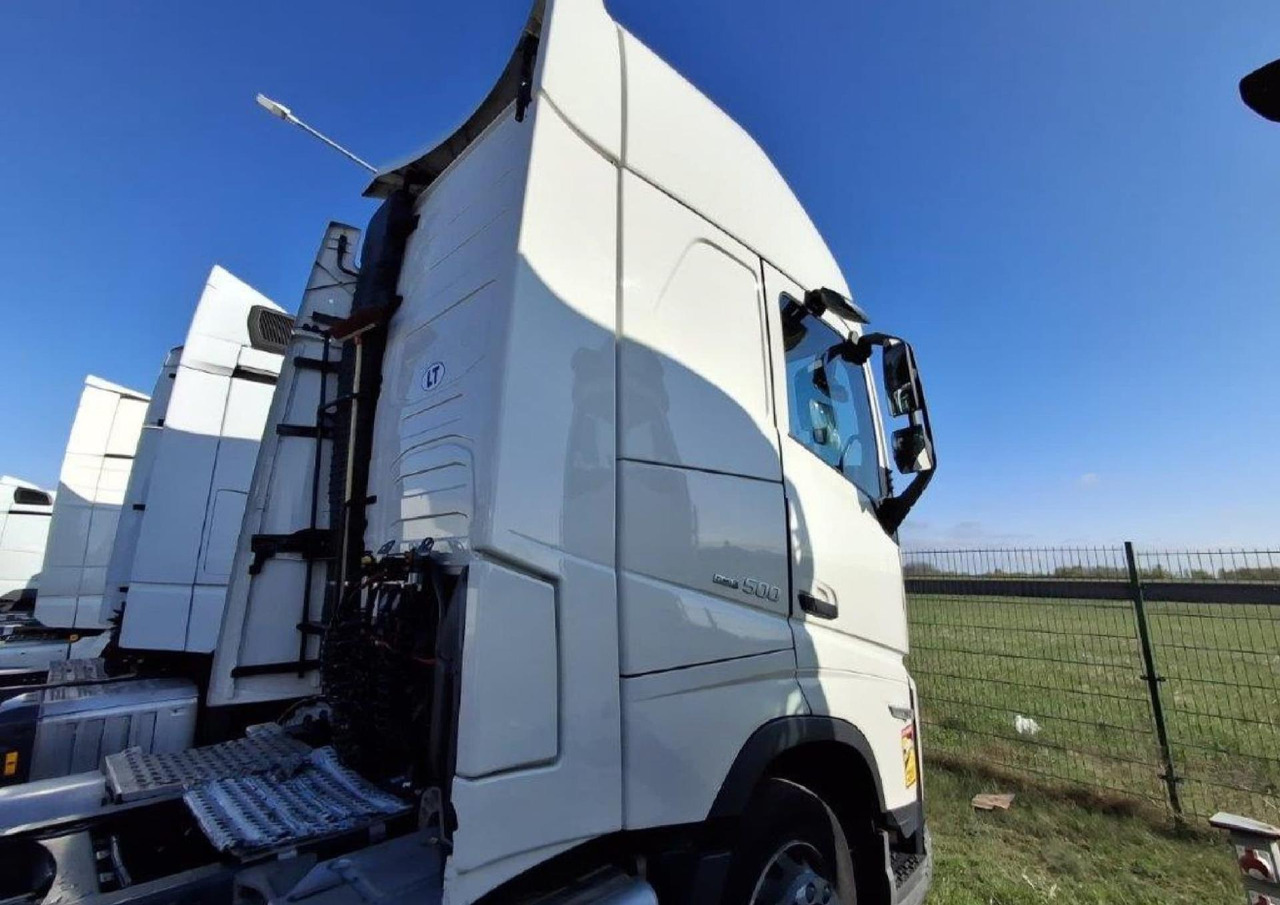 2022 Volvo FH 500 Globetrotter XL Varios - Cabeza tractora: foto 3 2022 Volvo FH 500 Globetrotter XL Varios - Cabeza tractora: foto 3