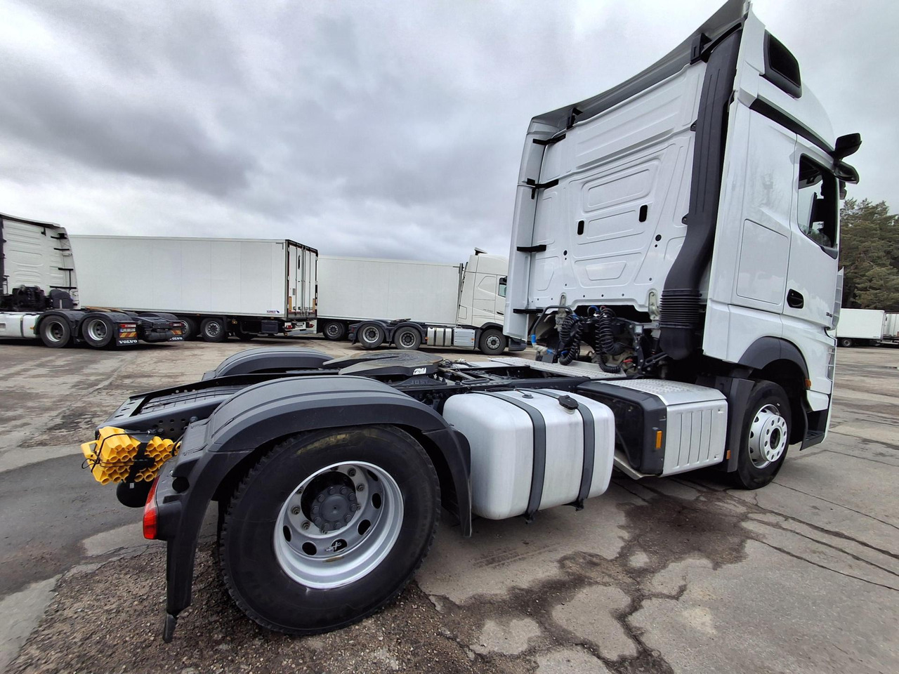 2023 Mercedes-Benz Actros 5 1845 BigSpace - Cabeza tractora: foto 2 2023 Mercedes-Benz Actros 5 1845 BigSpace - Cabeza tractora: foto 2