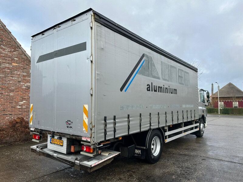 DAF FA CF 65 / NL TRUCK / EURO4 / CURTAINSIDE / SLIDING ROOF / TAILLIFT / NEW TÜV - Camión lona: foto 3 DAF FA CF 65 / NL TRUCK / EURO4 / CURTAINSIDE / SLIDING ROOF / TAILLIFT / NEW TÜV - Camión lona: foto 3