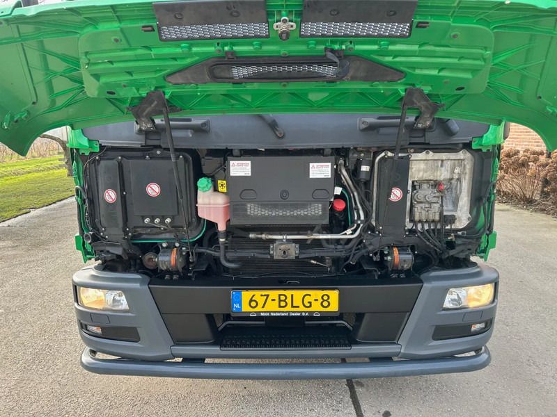 MAN TGL 10.180 / NL TRUCK / EURO6 / NEW TACHO / BOX+LIFT+SIDE DOOR / AUTOMATIC / CLIMA - Camión caja cerrada: foto 3 MAN TGL 10.180 / NL TRUCK / EURO6 / NEW TACHO / BOX+LIFT+SIDE DOOR / AUTOMATIC / CLIMA - Camión caja cerrada: foto 3