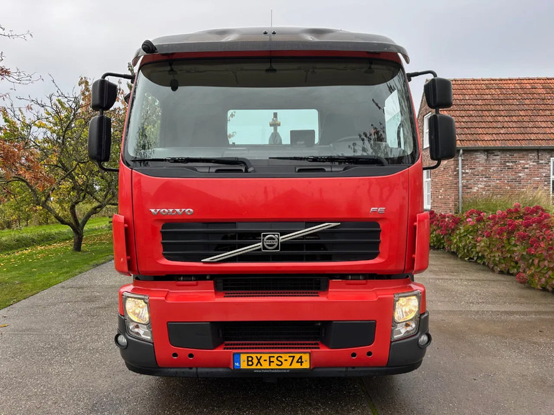 Volvo FE 320 / NL TRUCK / EURO 5 / HIAB MULTILIFT XR 21T / LIKE NEW!! / LOW KM!! / LIFT+STEER AXLE - Multibasculante camión: foto 2 Volvo FE 320 / NL TRUCK / EURO 5 / HIAB MULTILIFT XR 21T / LIKE NEW!! / LOW KM!! / LIFT+STEER AXLE - Multibasculante camión: foto 2