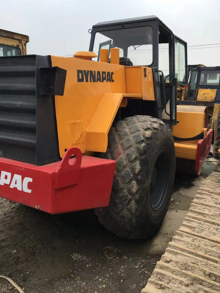 DYNAPAC CA25D - Compactador: foto 1 DYNAPAC CA25D - Compactador: foto 1