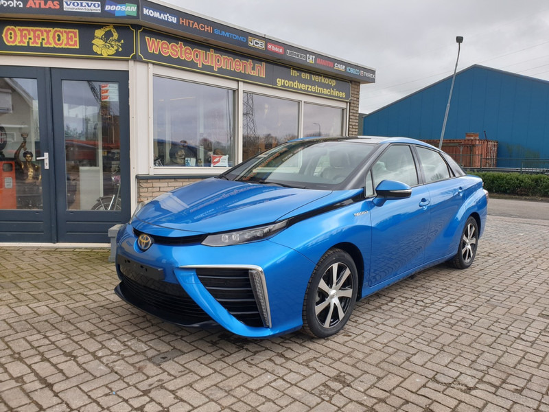 Toyota Mirai - Sedan: foto 2 Toyota Mirai - Sedan: foto 2