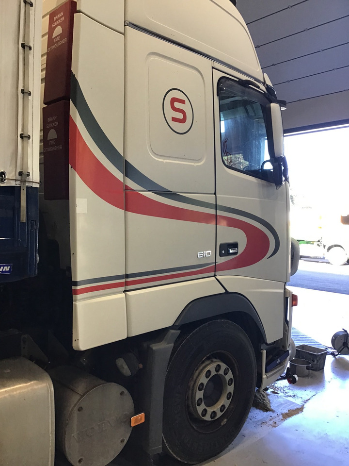 Volvo FH16 610 - Cabeza tractora: foto 4 Volvo FH16 610 - Cabeza tractora: foto 4