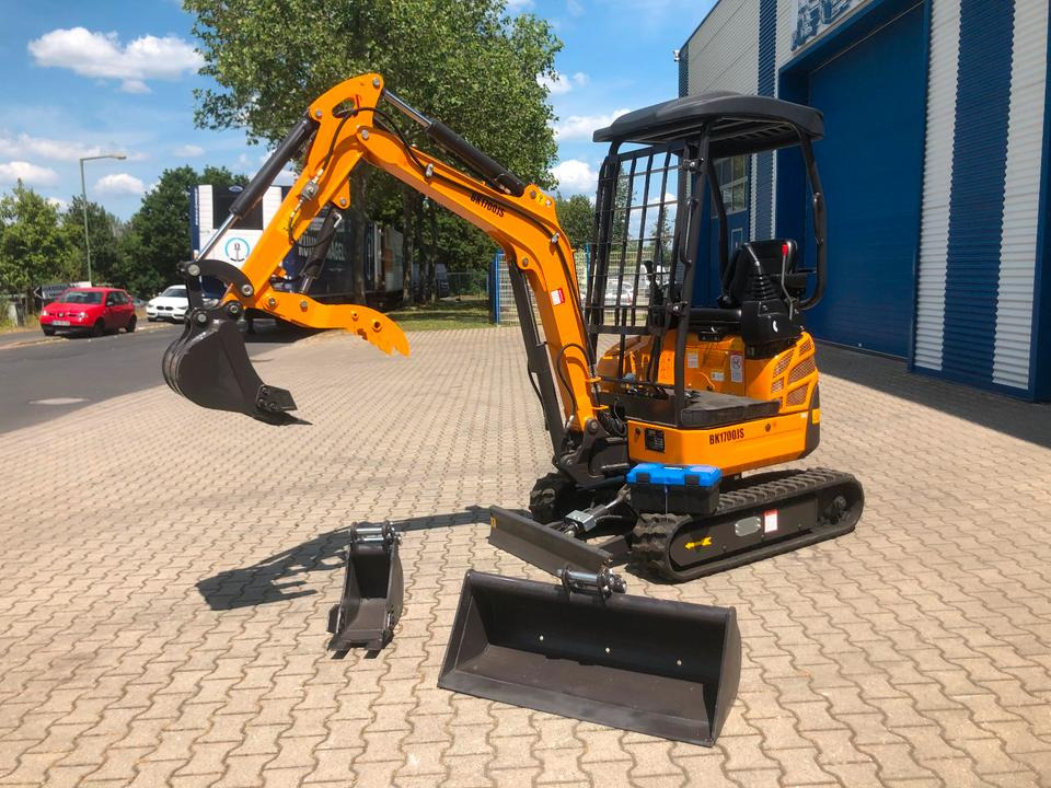 Minibagger BK1700JS + Schaufelpaket *INKL.19% MWST*BERGER KRAUS*KUBOTA*JOYST*SOFORT! - Miniexcavadora: foto 1 Minibagger BK1700JS + Schaufelpaket *INKL.19% MWST*BERGER KRAUS*KUBOTA*JOYST*SOFORT! - Miniexcavadora: foto 1