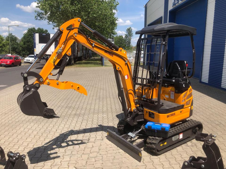 Minibagger BK1700JS inkl. Zubehörpaket Groß *INKL.19% MWST*BERGER KRAUS*KUBOTA*JOYST*SOFORT! - Miniexcavadora: foto 2 Minibagger BK1700JS inkl. Zubehörpaket Groß *INKL.19% MWST*BERGER KRAUS*KUBOTA*JOYST*SOFORT! - Miniexcavadora: foto 2