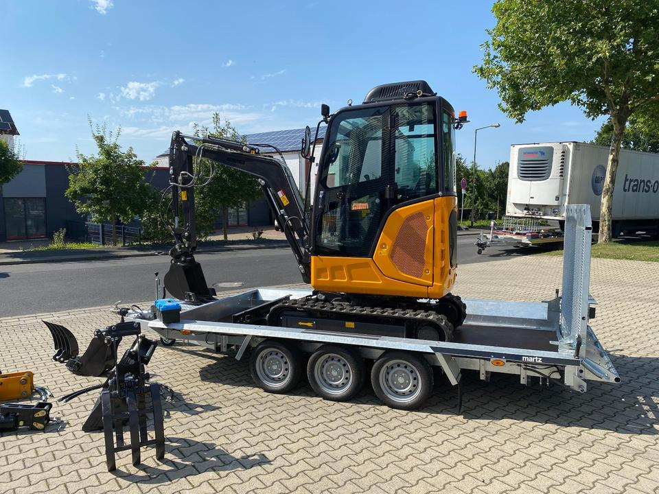 Minibagger BK2800ASR + Tieflader + Zubehör *INKL.19% MWST*BERGER KRAUS*KUBOTA*SCHWENKARM* VERSTELLFAHRWERK*KLIMA* - Miniexcavadora: foto 4 Minibagger BK2800ASR + Tieflader + Zubehör *INKL.19% MWST*BERGER KRAUS*KUBOTA*SCHWENKARM* VERSTELLFAHRWERK*KLIMA* - Miniexcavadora: foto 4