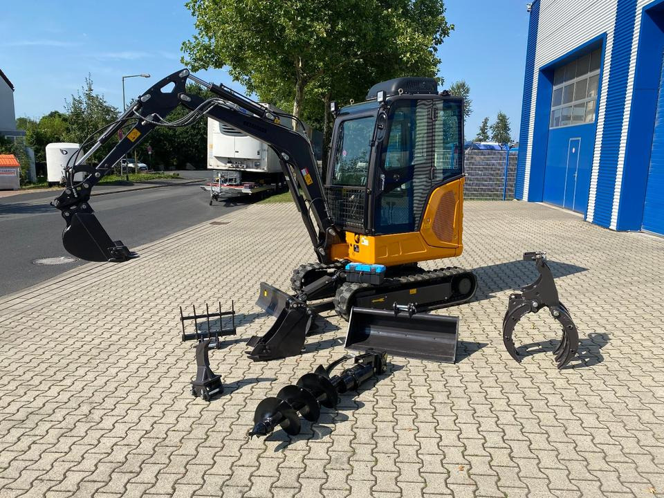 Minibagger BK2800ASR inkl. Zubehörpaket *INKL.19% MWST*BERGER KRAUS*KUBOTA*SCHWENKARM* VERSTELLFAHRWERK*KLIMA* - Miniexcavadora: foto 2 Minibagger BK2800ASR inkl. Zubehörpaket *INKL.19% MWST*BERGER KRAUS*KUBOTA*SCHWENKARM* VERSTELLFAHRWERK*KLIMA* - Miniexcavadora: foto 2