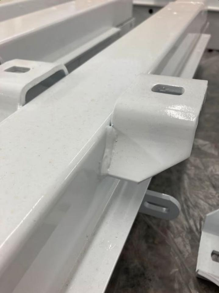 Rahmenverlängerung Mercedes Sprinter 907 Vormontiert und Lackiert in Uni-Wunschfarbton - Piezas de recambio: foto 4 Rahmenverlängerung Mercedes Sprinter 907 Vormontiert und Lackiert in Uni-Wunschfarbton - Piezas de recambio: foto 4