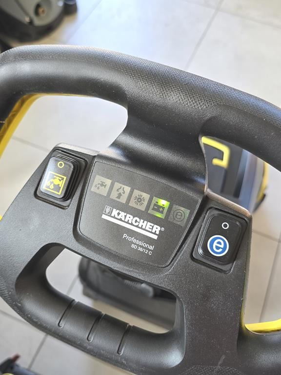 Fregadora KARCHER BD 38/12 C: foto 7