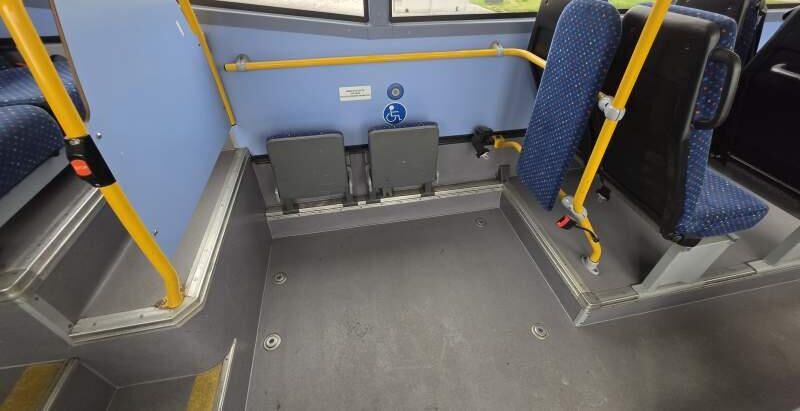 Iveco IRISBUS CROSSWAY LE LOW ENTRY - 46/42 klima pasy - Autobús suburbano: foto 5 Iveco IRISBUS CROSSWAY LE LOW ENTRY - 46/42 klima pasy - Autobús suburbano: foto 5