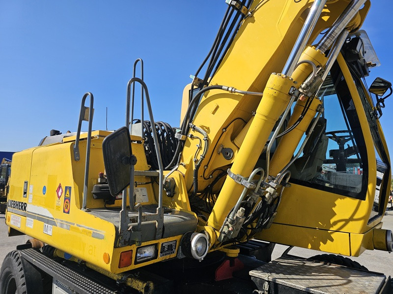 Leasing financiero de LIEBHERR A900C ZW leasing LIEBHERR A900C ZW: foto 7