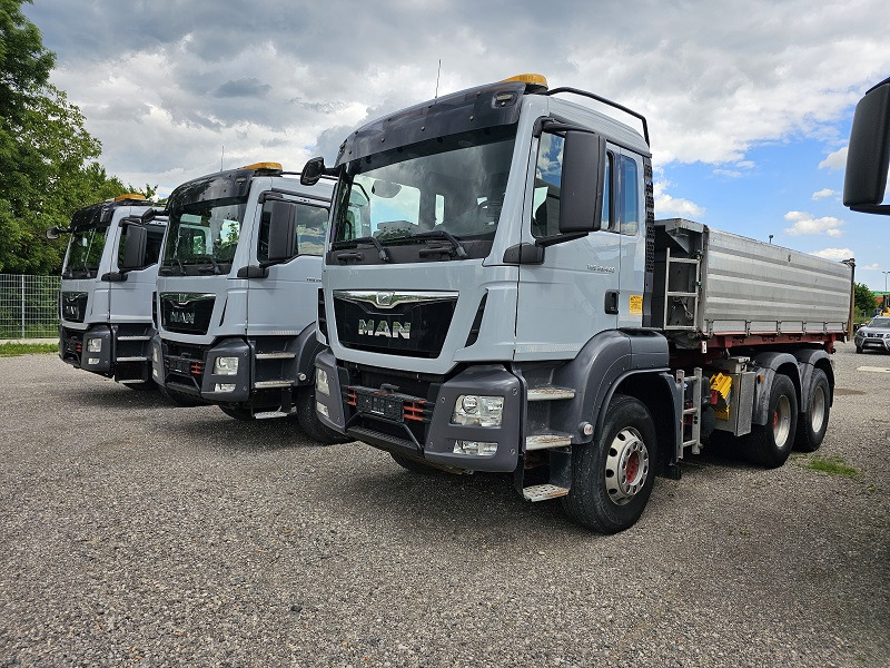 MAN TGS 26.440 6x4 EUR 6 Intarder kipper - Volquete camión: foto 1 MAN TGS 26.440 6x4 EUR 6 Intarder kipper - Volquete camión: foto 1