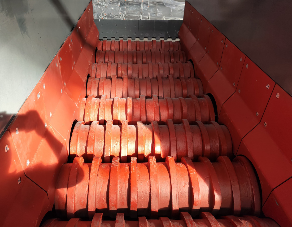 CONSTMACH High-Performance Wobbler Feeder for Continuous Material Flow | Industrial-Grade Feeder System - Maquinaria para minería: foto 2 CONSTMACH High-Performance Wobbler Feeder for Continuous Material Flow | Industrial-Grade Feeder System - Maquinaria para minería: foto 2