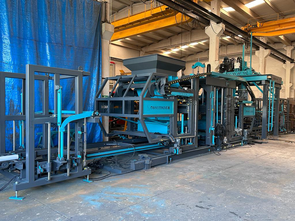 Constmach Machine à Fabriquer des Briquettes BS-30 (Machine à Fabriquer des Blocs de Béton) - Máquina bloquera: foto 2 Constmach Machine à Fabriquer des Briquettes BS-30 (Machine à Fabriquer des Blocs de Béton) - Máquina bloquera: foto 2