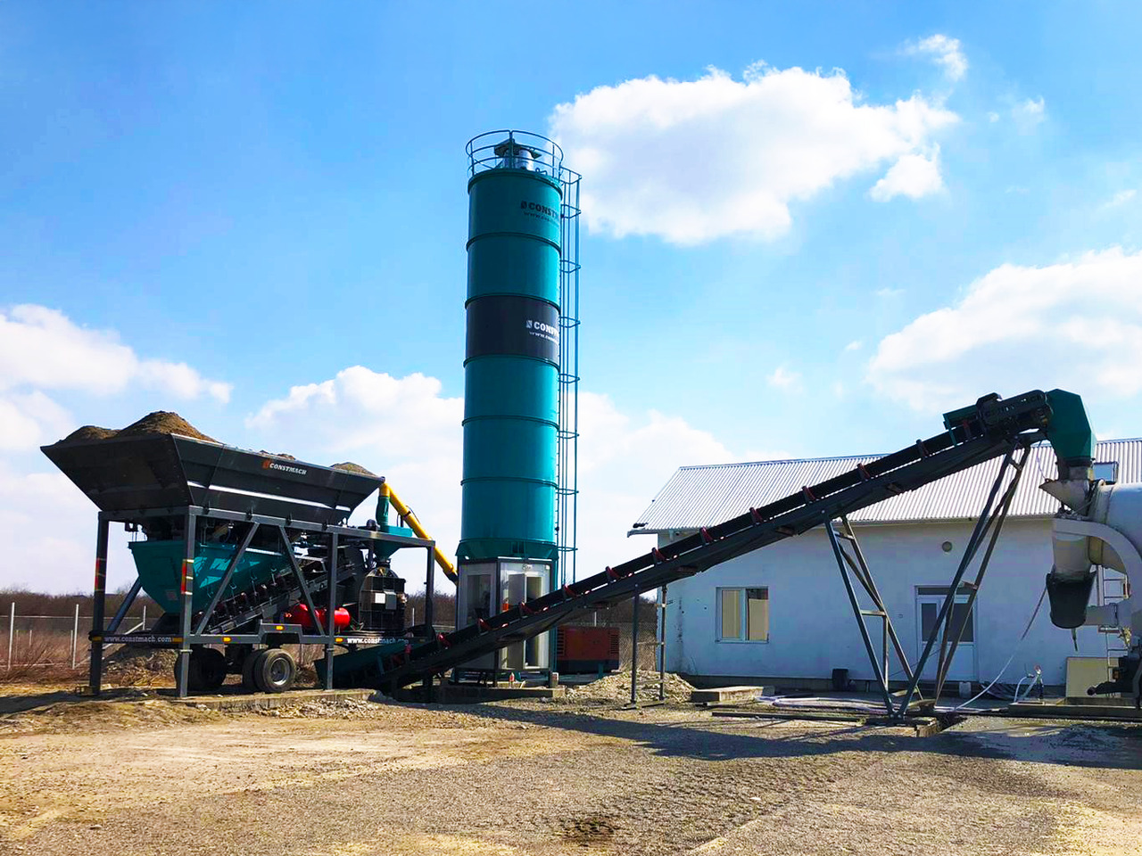 Constmach Small Mobile Concrete Batching Plant 45 m³/h - Planta de hormigón: foto 4 Constmach Small Mobile Concrete Batching Plant 45 m³/h - Planta de hormigón: foto 4