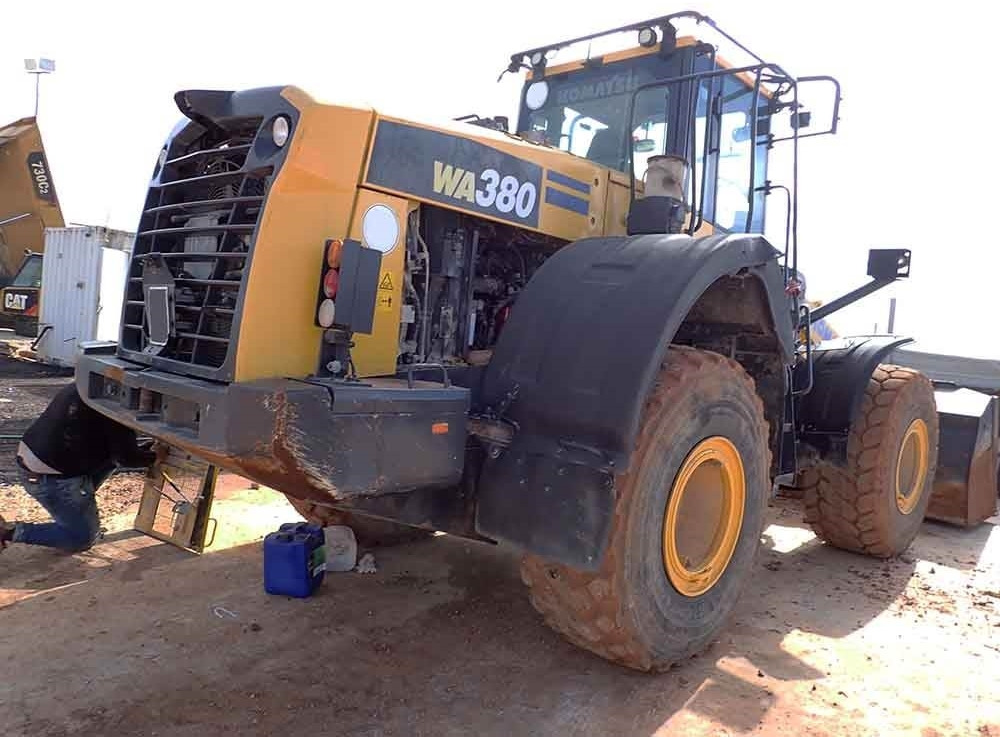Komatsu WA380-8 - Cargadora de ruedas: foto 4 Komatsu WA380-8 - Cargadora de ruedas: foto 4