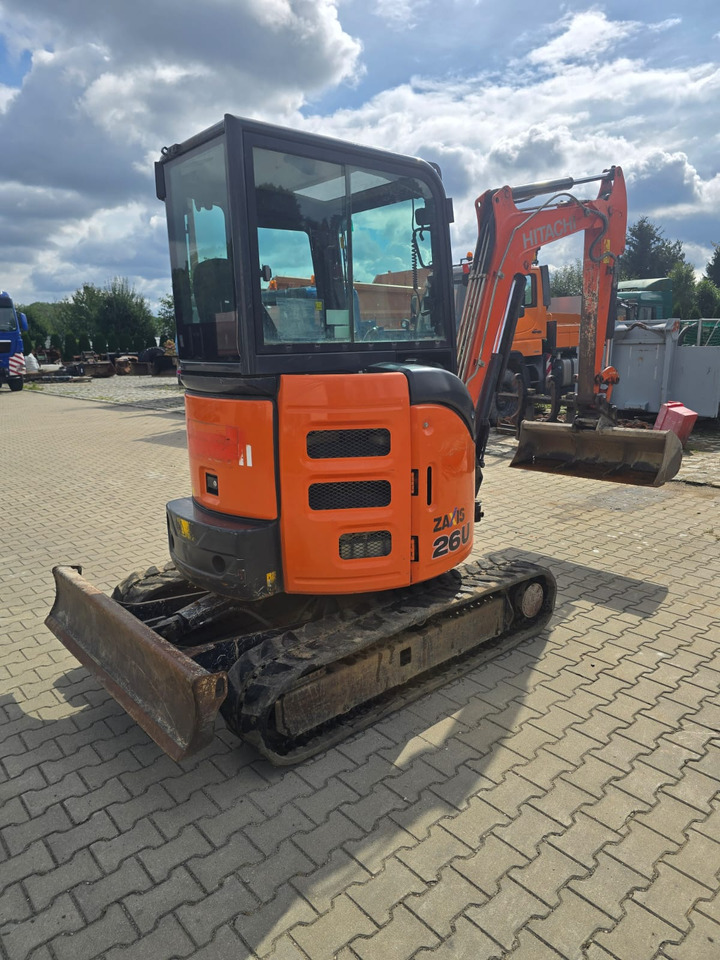 HITACHI ZX 26U-5A CR - Miniexcavadora: foto 2 HITACHI ZX 26U-5A CR - Miniexcavadora: foto 2