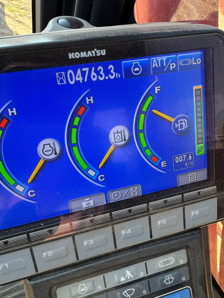KOMATSU PC 228 USCL-10 - Excavadora de cadenas: foto 2 KOMATSU PC 228 USCL-10 - Excavadora de cadenas: foto 2