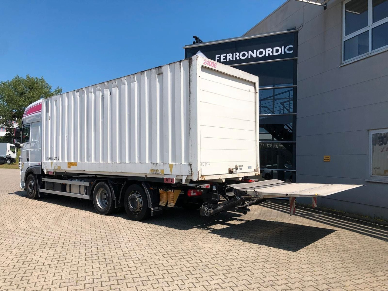 DAF XF450 SSC Lenk/Lift*LBW*AHK*Standklima - Portacontenedore/ Intercambiable camión: foto 4 DAF XF450 SSC Lenk/Lift*LBW*AHK*Standklima - Portacontenedore/ Intercambiable camión: foto 4