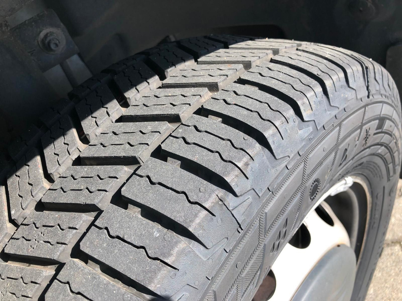 Furgoneta Renault MASTER RED 3.5T*LBW*Klima*4.2m*AUCH MIETE: foto 16 Furgoneta Renault MASTER RED 3.5T*LBW*Klima*4.2m*AUCH MIETE: foto 16