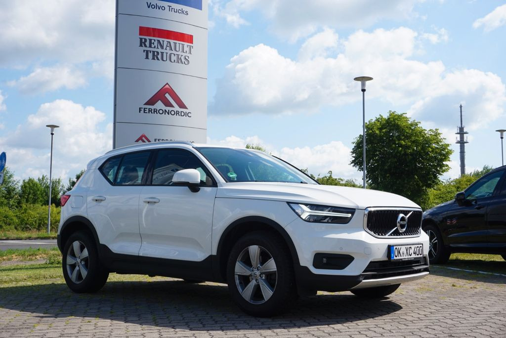 Volvo XC 40 T3 Momentum Pro 2WD - SUV/ Todoterreno: foto 1 Volvo XC 40 T3 Momentum Pro 2WD - SUV/ Todoterreno: foto 1