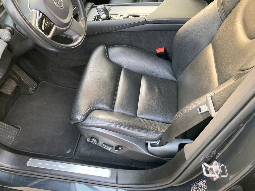 SUV/ Todoterreno Volvo XC 90 T8 7-Sitzer Inscr. Expr. Recharge AWD Volvo XC 90 T8 7-Sitzer Inscr. Expr. Recharge AWD: foto 9 SUV/ Todoterreno Volvo XC 90 T8 7-Sitzer Inscr. Expr. Recharge AWD Volvo XC 90 T8 7-Sitzer Inscr. Expr. Recharge AWD: foto 9