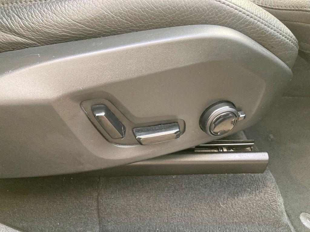 SUV/ Todoterreno Volvo XC 90 T8 7-Sitzer Inscr. Expr. Recharge AWD Volvo XC 90 T8 7-Sitzer Inscr. Expr. Recharge AWD: foto 20 SUV/ Todoterreno Volvo XC 90 T8 7-Sitzer Inscr. Expr. Recharge AWD Volvo XC 90 T8 7-Sitzer Inscr. Expr. Recharge AWD: foto 20