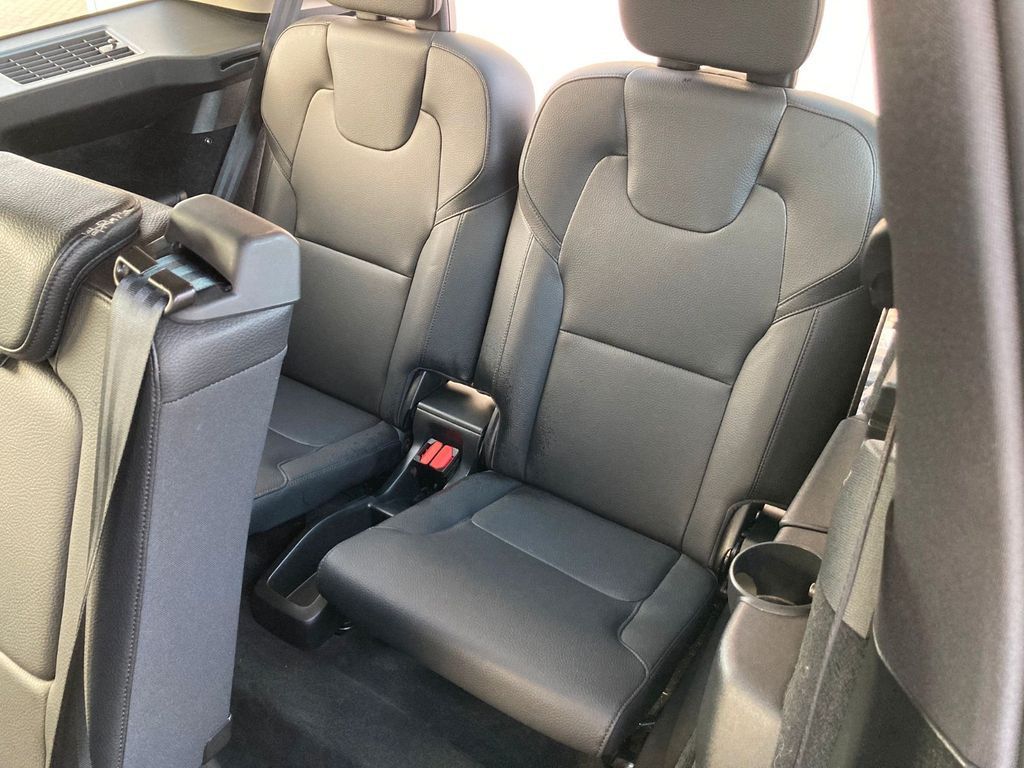 SUV/ Todoterreno Volvo XC 90 T8 7-Sitzer Inscr. Expr. Recharge AWD Volvo XC 90 T8 7-Sitzer Inscr. Expr. Recharge AWD: foto 11 SUV/ Todoterreno Volvo XC 90 T8 7-Sitzer Inscr. Expr. Recharge AWD Volvo XC 90 T8 7-Sitzer Inscr. Expr. Recharge AWD: foto 11