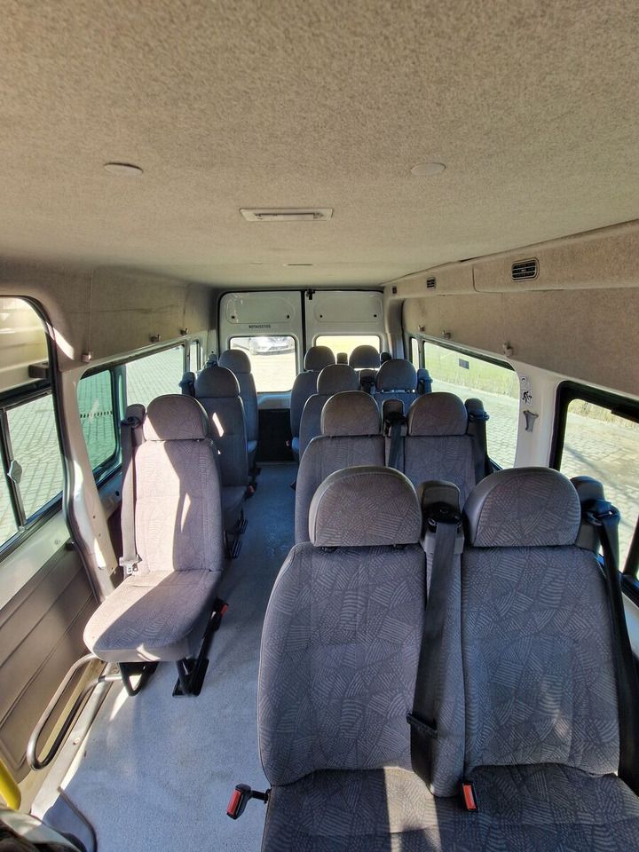 Minibús, Furgoneta de pasajeros Ford Transit: foto 12