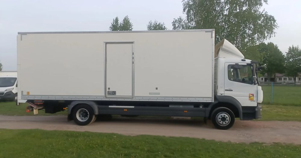 Mercedes-Benz Atego 1218 - Camión caja cerrada: foto 5 Mercedes-Benz Atego 1218 - Camión caja cerrada: foto 5