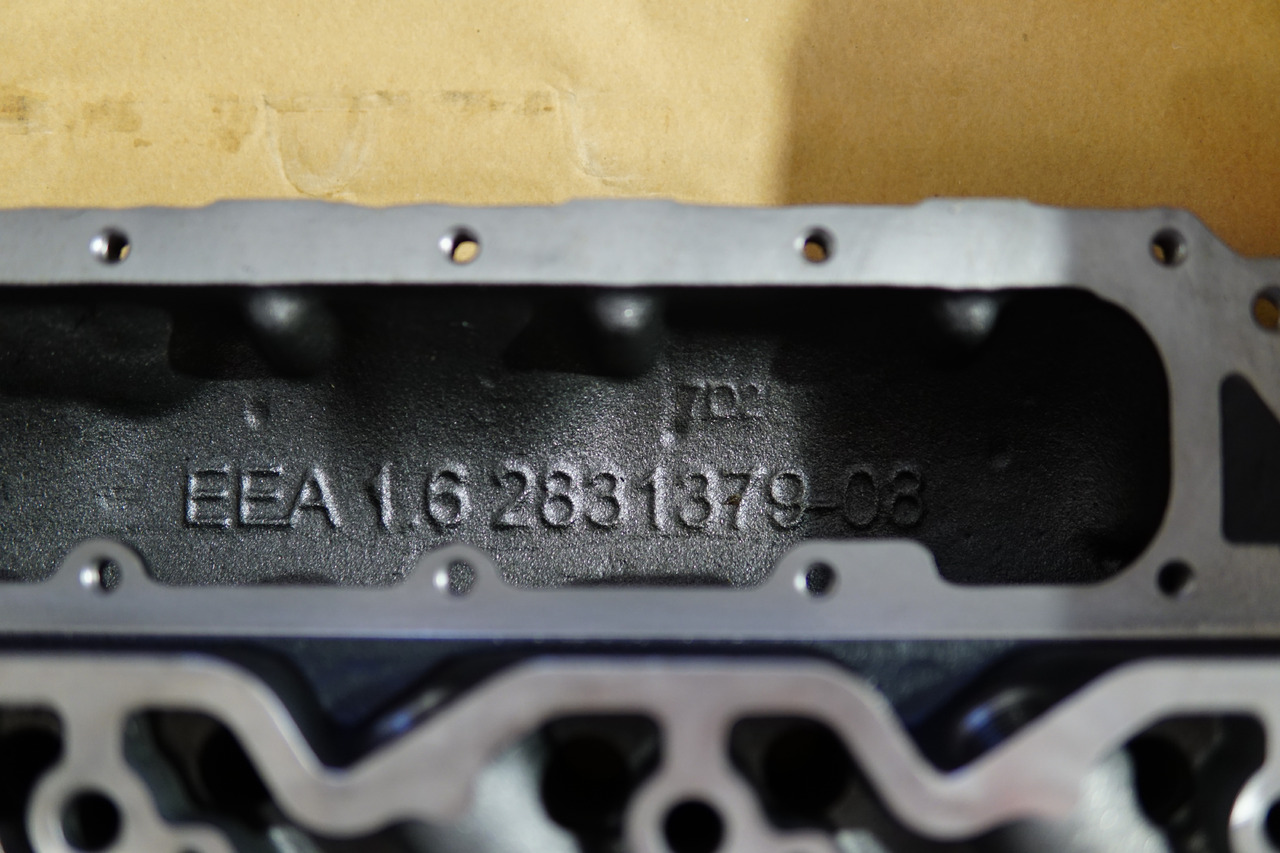 FPT ZYLINDERKOPF 2831279 TECTOR 6 F4AE0681 IVECO EUROCARGO Ø 102 MM - Cabezal de bloque para Camión: foto 2 FPT ZYLINDERKOPF 2831279 TECTOR 6 F4AE0681 IVECO EUROCARGO Ø 102 MM - Cabezal de bloque para Camión: foto 2