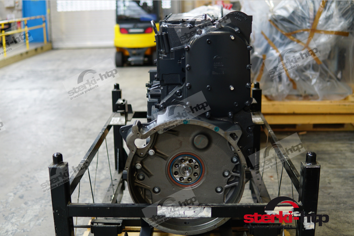 NEW HOLLAND F2CFE613C FPT NEW LONG BLOCK CNH Magnum 340 New Holland T8.360 - Motor para Otros: foto 5 NEW HOLLAND F2CFE613C FPT NEW LONG BLOCK CNH Magnum 340 New Holland T8.360 - Motor para Otros: foto 5