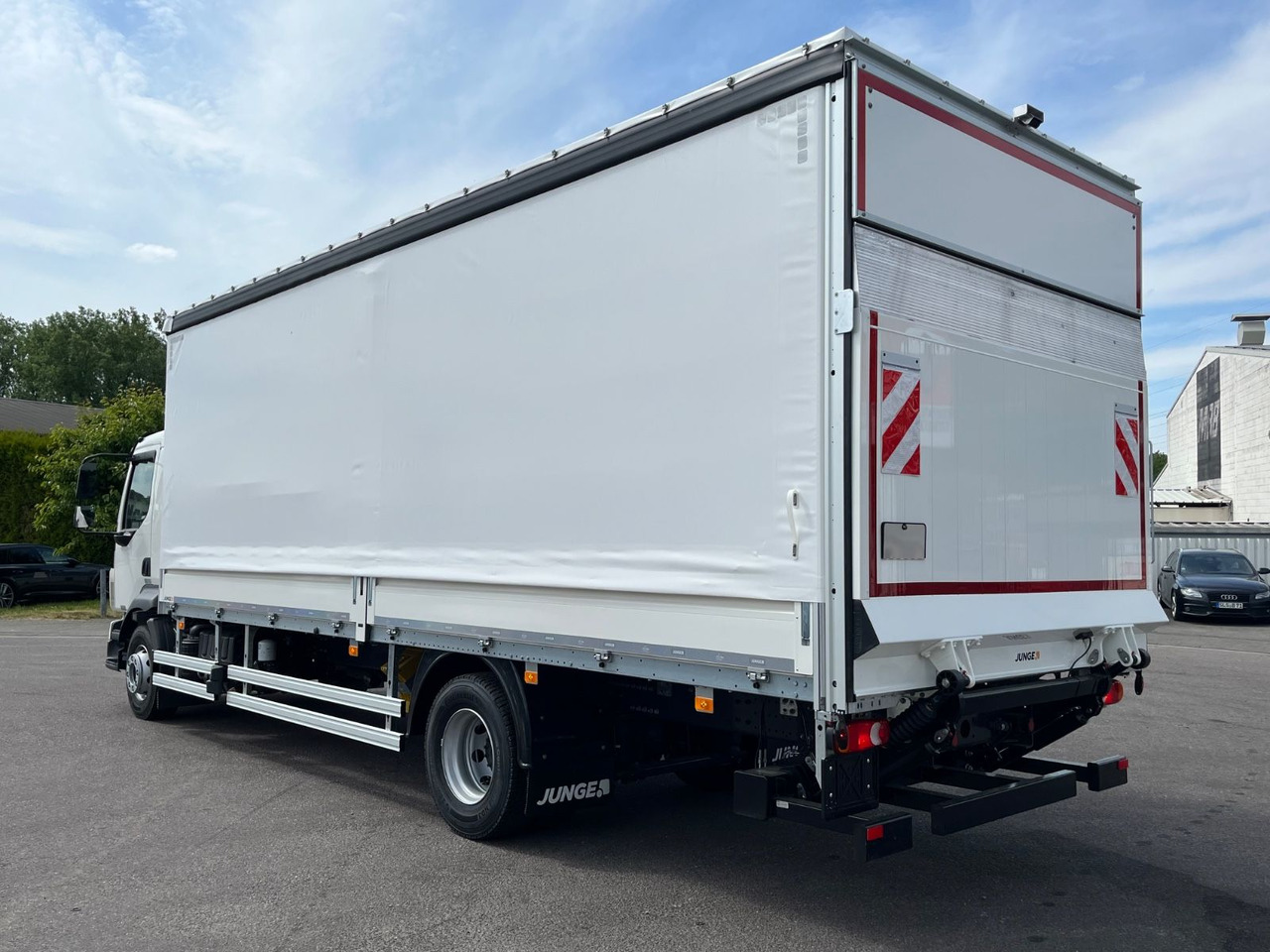 Leasing financiero de  Volvo FL 14.245 Junge Schiebeplanenaufbau LBW leasing Volvo FL 14.245 Junge Schiebeplanenaufbau LBW: foto 7
