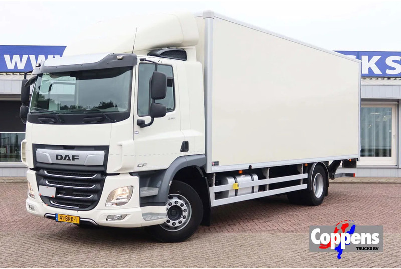 DAF CF 290 Bakwagen+Klep Dhollandia 1500 kg - Camión caja cerrada: foto 1 DAF CF 290 Bakwagen+Klep Dhollandia 1500 kg - Camión caja cerrada: foto 1