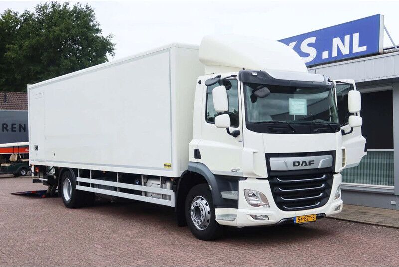 DAF CF 290 FA Bak+ klep Dhollandia 2000 kg - Camión caja cerrada: foto 2 DAF CF 290 FA Bak+ klep Dhollandia 2000 kg - Camión caja cerrada: foto 2