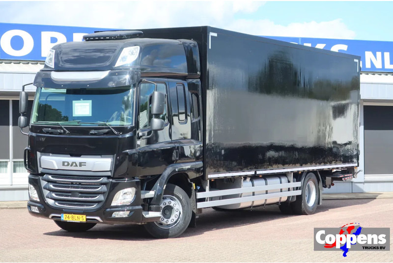 DAF CF 410 DAF CF 410 Black Edition - Camión caja cerrada: foto 1 DAF CF 410 DAF CF 410 Black Edition - Camión caja cerrada: foto 1