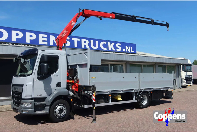 DAF LF 260 FA Openwagen + Kraan Fassi F85 B023+ Radio controle - Camión caja abierta: foto 1 DAF LF 260 FA Openwagen + Kraan Fassi F85 B023+ Radio controle - Camión caja abierta: foto 1