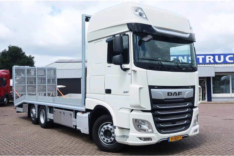 DAF XF 480 106 XF 480 - Portavehículos camión: foto 2 DAF XF 480 106 XF 480 - Portavehículos camión: foto 2
