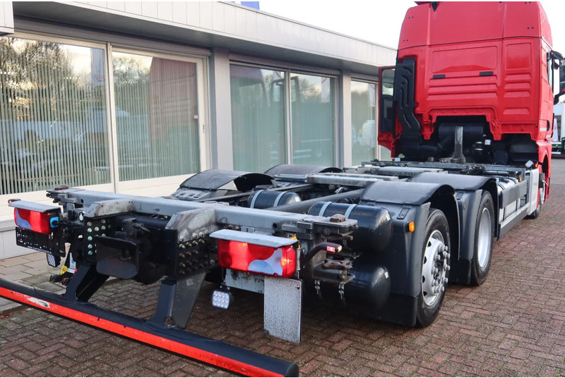 MAN TGX 26.510 6x2 Intarder. Volledige luchtvering - Portacontenedore/ Intercambiable camión: foto 3 MAN TGX 26.510 6x2 Intarder. Volledige luchtvering - Portacontenedore/ Intercambiable camión: foto 3