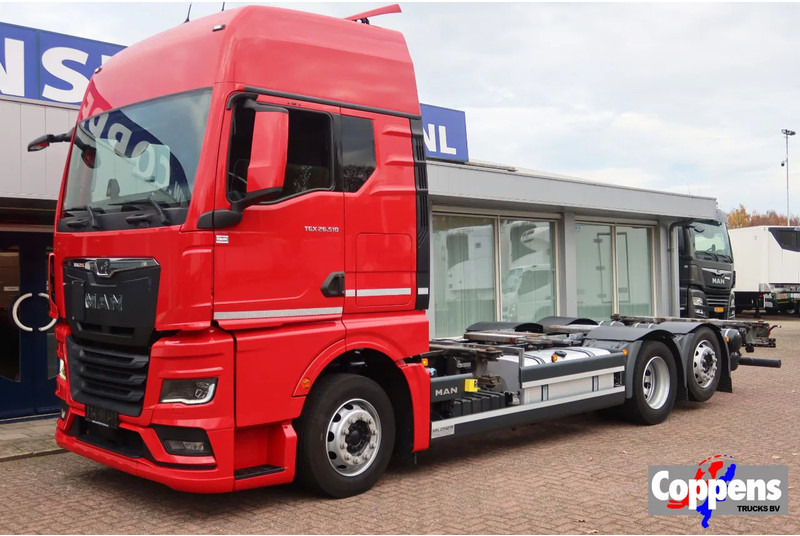 MAN TGX 26.510 GX 6X2 intarder - Portacontenedore/ Intercambiable camión: foto 1 MAN TGX 26.510 GX 6X2 intarder - Portacontenedore/ Intercambiable camión: foto 1