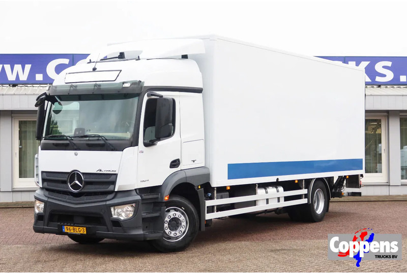 Mercedes-Benz Actros 1924 L Bak + Dhollandia klep 2000 KG + extra accu set. - Camión caja cerrada: foto 1 Mercedes-Benz Actros 1924 L Bak + Dhollandia klep 2000 KG + extra accu set. - Camión caja cerrada: foto 1