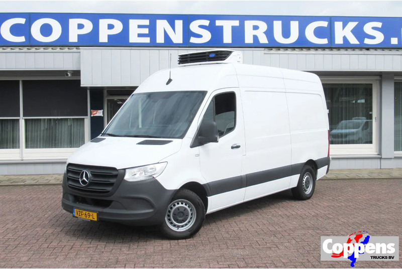 Mercedes-Benz Sprinter 317 CDI Koel / Vries/ verwarmen Carrier Xarios 350 + 220 volt nacht stekkerL2/H2 - Frigorífico furgoneta: foto 1 Mercedes-Benz Sprinter 317 CDI Koel / Vries/ verwarmen Carrier Xarios 350 + 220 volt nacht stekkerL2/H2 - Frigorífico furgoneta: foto 1